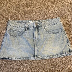 Hollister Women's Sky Blue Mini Skirt